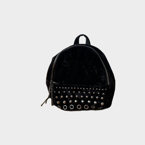 STEVE MADDEN GIRLS BLACK FAUX VELVET MINI STUDDED BACKPACK - Picture 12 of 14
